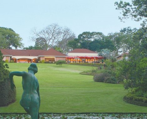 Magnificent Garden Lodge on 30 acres outside Durban